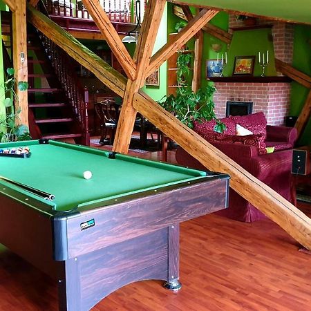 Luxury Oldtown Loft 320M2 On Hlavna Street Appartement Košice Buitenkant foto