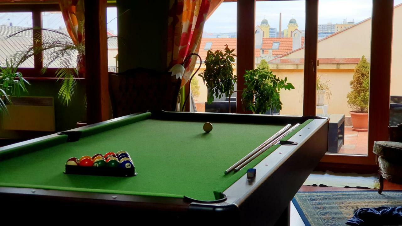 Luxury Oldtown Loft 320M2 On Hlavna Street Appartement Košice Buitenkant foto